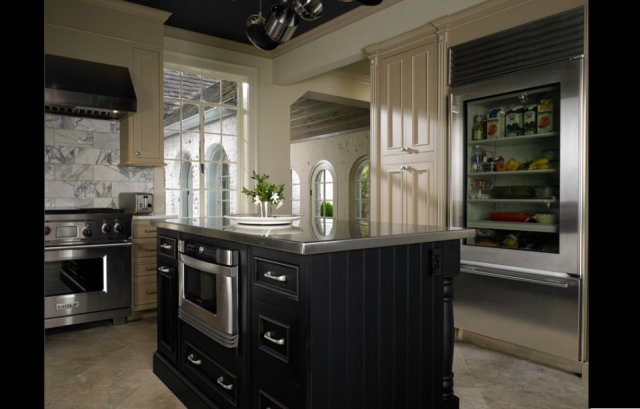 Bishop Cabinets - Traditional